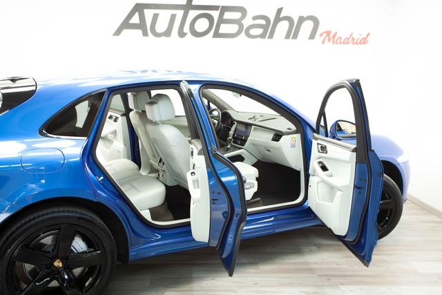 PORSCHE Macan Turbo