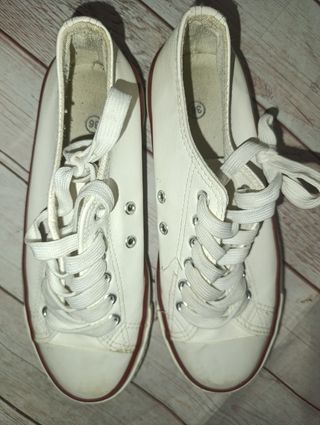 Lote Zapatillas Converse Negras
 blancas con