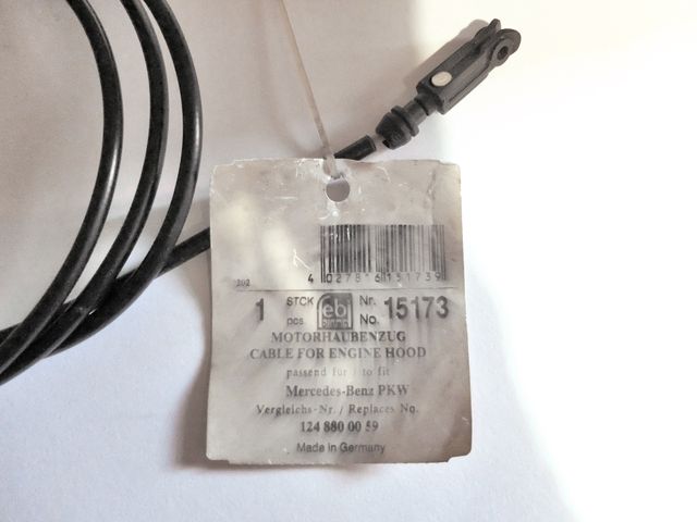 Mercedes W124 - S124 - Cavo apertura cofano