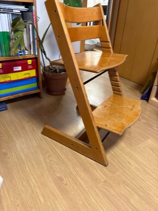 Silla evolutiva Stokke madera


