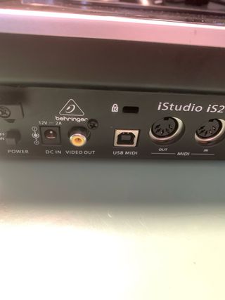 Behringer Stazione Registrazione Audio con iPad