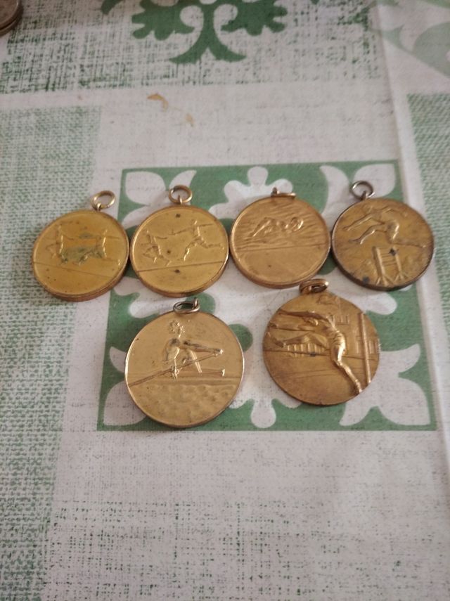 Set de 6 medallas deportivas vintage