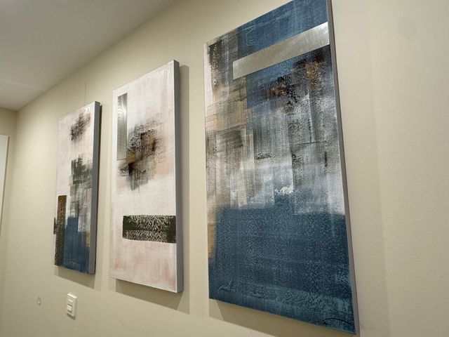 Tríptico Abstracto Azul y Blanco