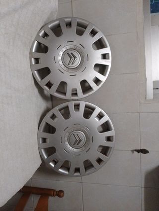 2 Tapacubos Citroen C1, C2, C3
15 pulgadas 