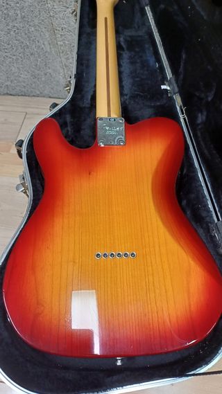 Fender American Deluxe Telecaster Sunburst