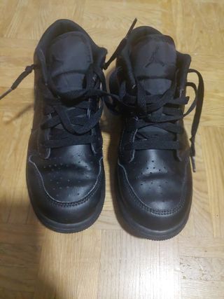 Zapatillas Nike Jordan Negras Talla 39