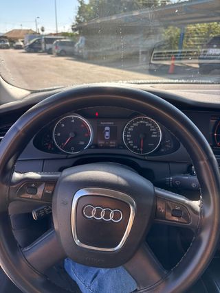 Audi A4 2.0 TDI 2009 AUTOMÁTICO