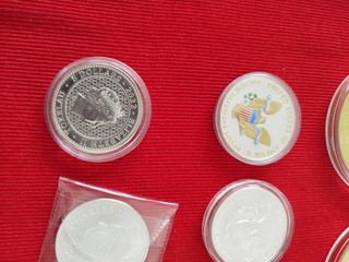 Lote de monedas de plata y alguna conmemorativa