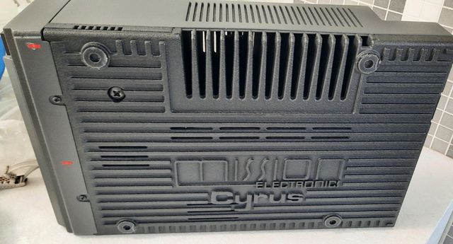 AMPLIFICATORE Di FASCIA ALTA HI END Hifi Cyrus One