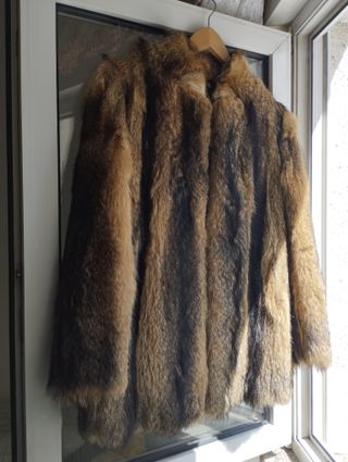 Abrigo Piel Zorro. Peletería LA SIBERIA