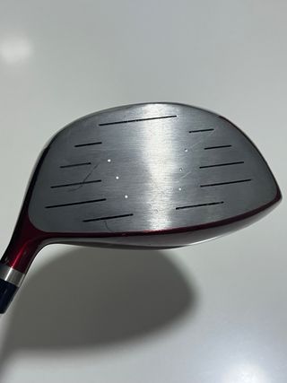 Palo de golf Driver rojo metalizado nuevo.