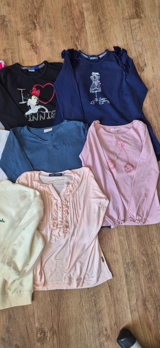 Set 8 maglie e magliette 10 anni. Ottime condizion