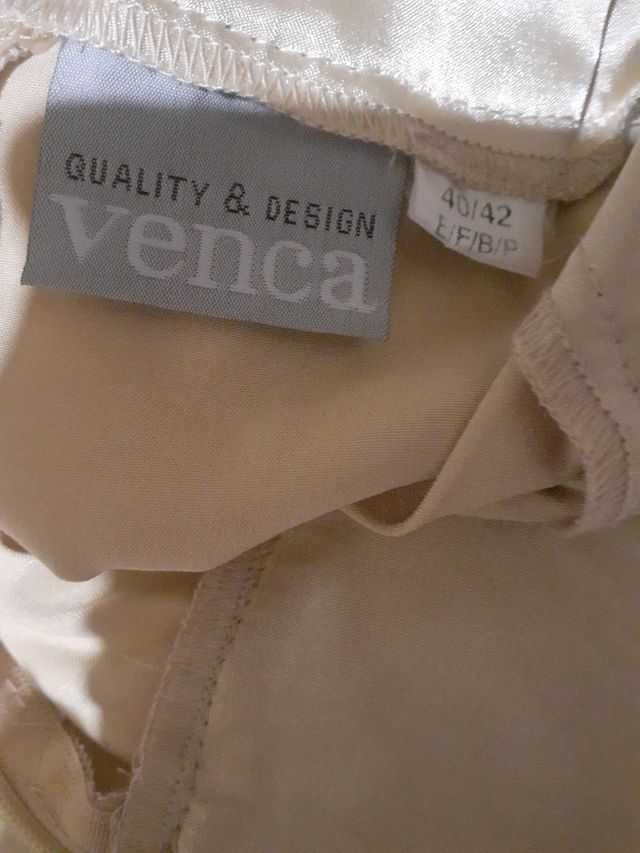 Vestido satén amarillo claro talla M