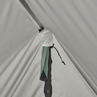 Toldo tarp de vivac ultraligero dos estaciones Forclaz