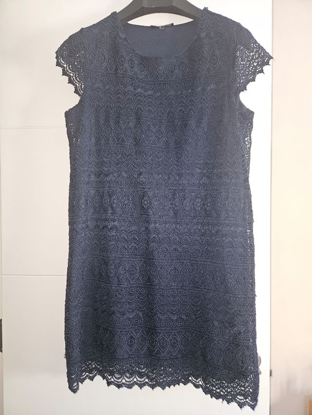 Vestido azul de encaje