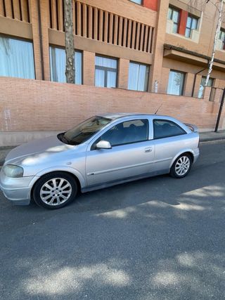 Opel Astra 2004