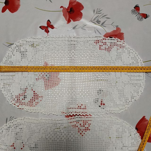 Centrini fatti a mano