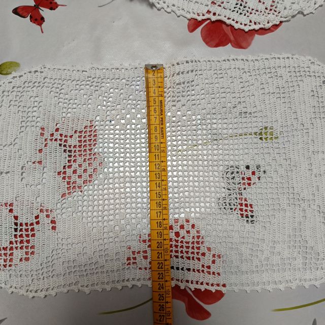 Centrini fatti a mano