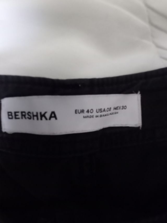 Pantalón Cargo Bershka negro
