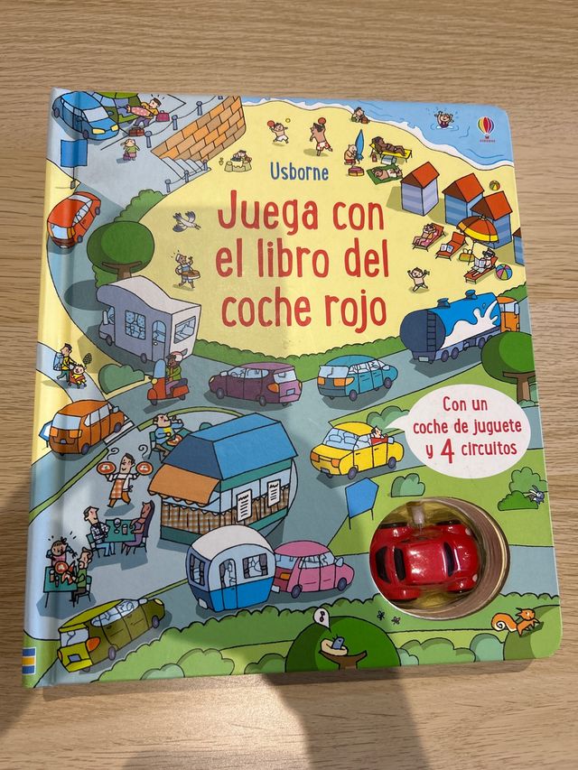 Juega con el libro del coche rojo