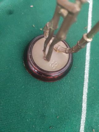 Statuetta Innamorati Sotto Ombrello