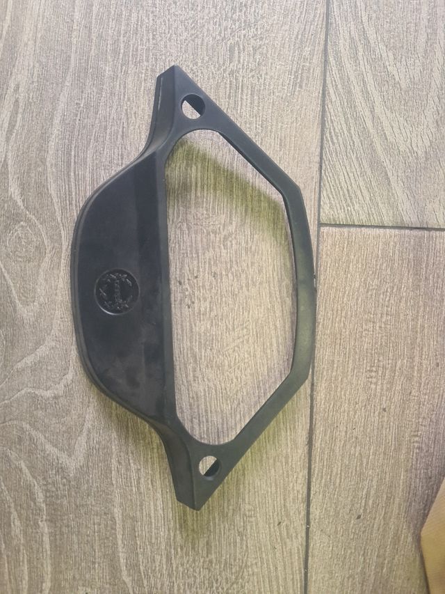 Embellecedor cuentakilómetros Derbi Variant Start