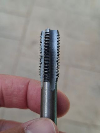 Macho de roscar M11x1,5