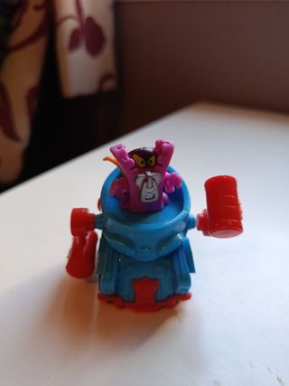 Super Zings Robot y 6 Figuras