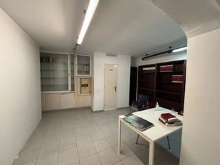 Oficina en alquiler en Centro en Elche