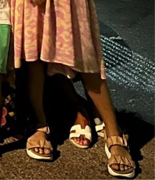 Sandalias cuña chica beige talla 37