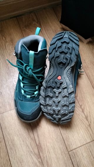 Botas de montaña Quechua mujer T38 impermeables