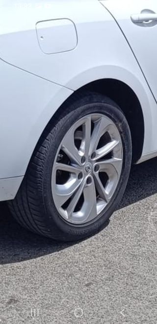 Renault Laguna 2015