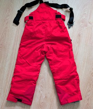 Pantalón de esquí rojo con tirantes