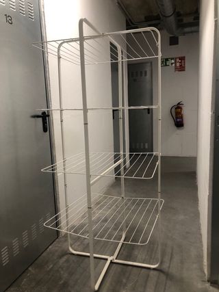 Tendedero vertical plegable