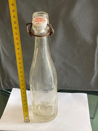 Bottiglia vintage Amilcare Curletta Fermo