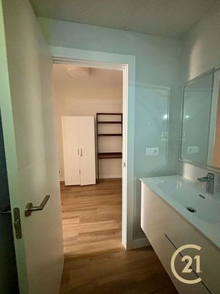 Local comercial en venta en El Ejido - La Merced - La Victoria en Málaga