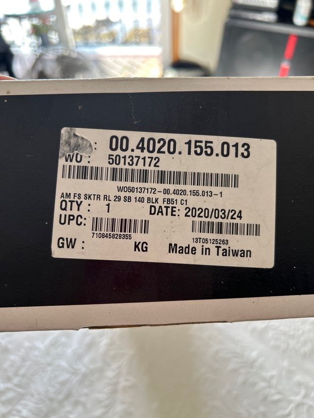 RockShox Sektor RL 29 Horquilla 140mm Negra