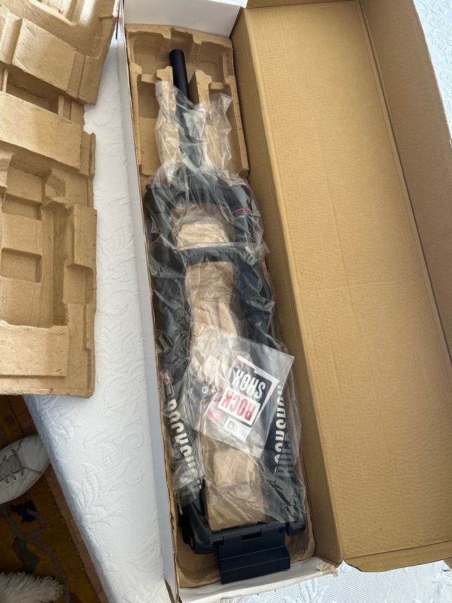 RockShox Sektor RL 29 Horquilla 140mm Negra