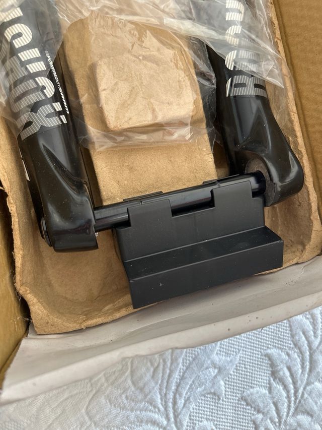 RockShox Sektor RL 29 Horquilla 140mm Negra