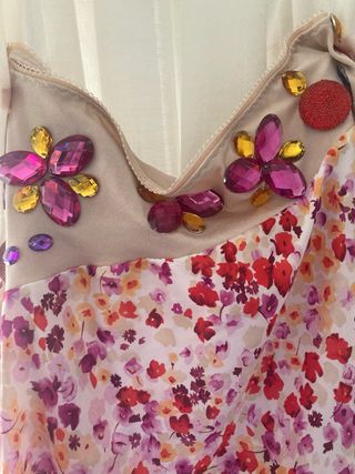 Traje de danza del vientre con pedrería