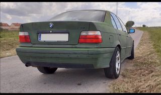 BMW 318i