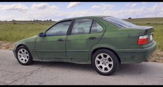 BMW 318i