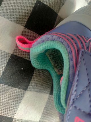 Deportivas Skechers Talla 22 Niña