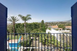 Chalet en alquiler en Playa de la Fontanilla en Marbella