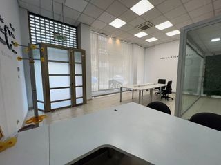 Local comercial en alquiler en Praza Independencia en Vigo