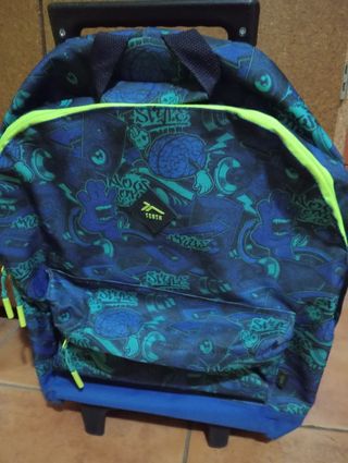 Mochila infantil con ruedas