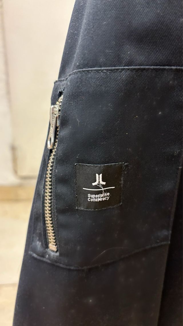 Chaqueta bomber WESC negra