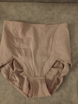 Braguita premamá beige