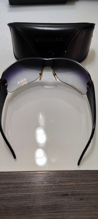 Gafas de sol Bulgari negras con pedrería