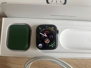Apple Watch Series 7 45mm Negro/Verde